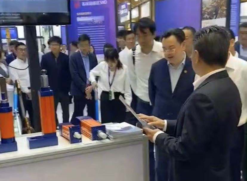 楊市長、方書記親臨通錦展位 | 2021首屆蘇州超級產地節