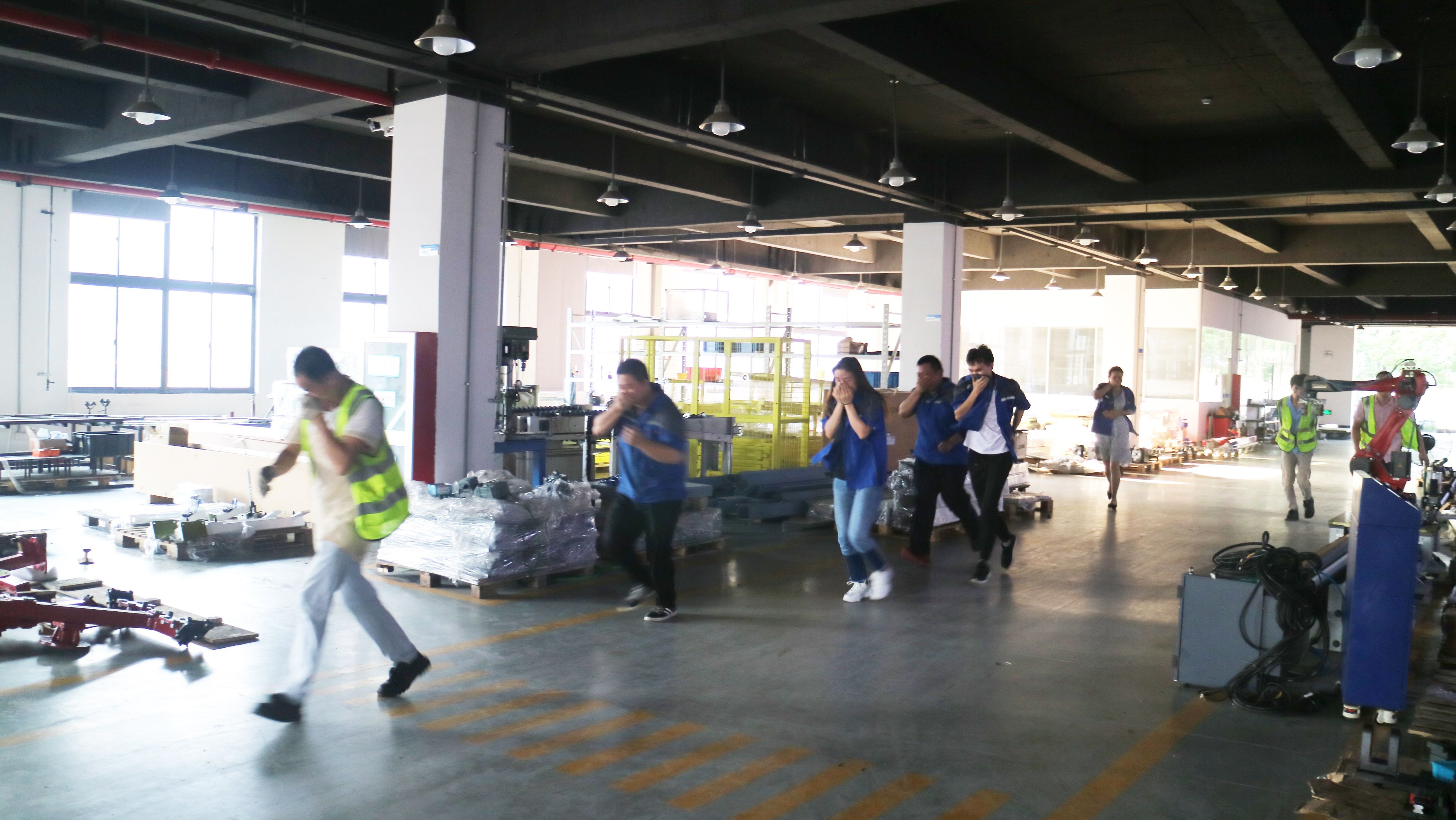 消防演習(xí)堅(jiān)持做 安全意識牢記心 | 蘇州通錦2021消防演練