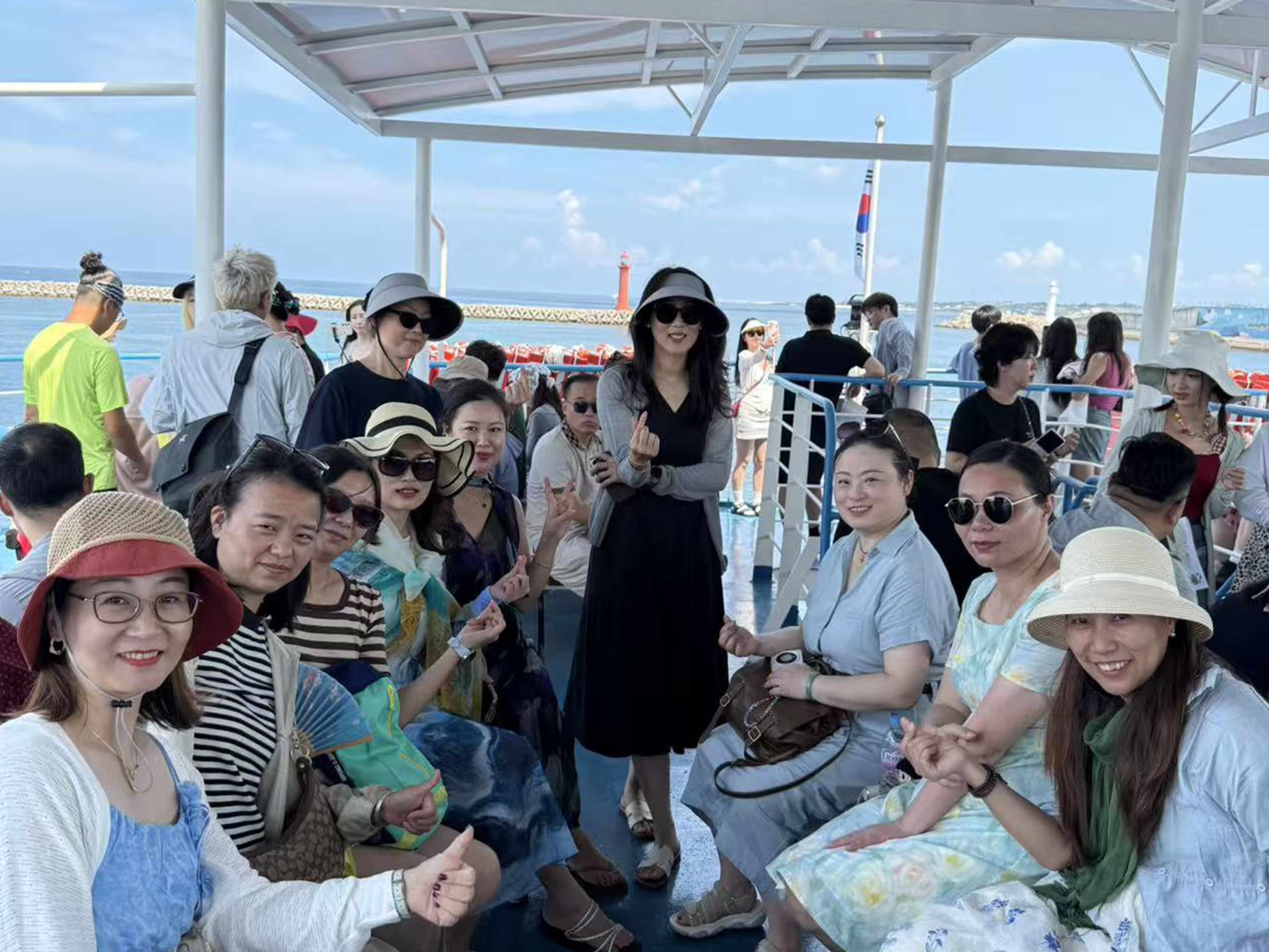 十年相伴,濟(jì)州同行 |2025年 通錦精密老員工七夕韓國(guó)之旅圓滿收官! 十年相伴,濟(jì)州同行 |2025年 通錦精密老員工七夕韓國(guó)之旅圓滿收官!