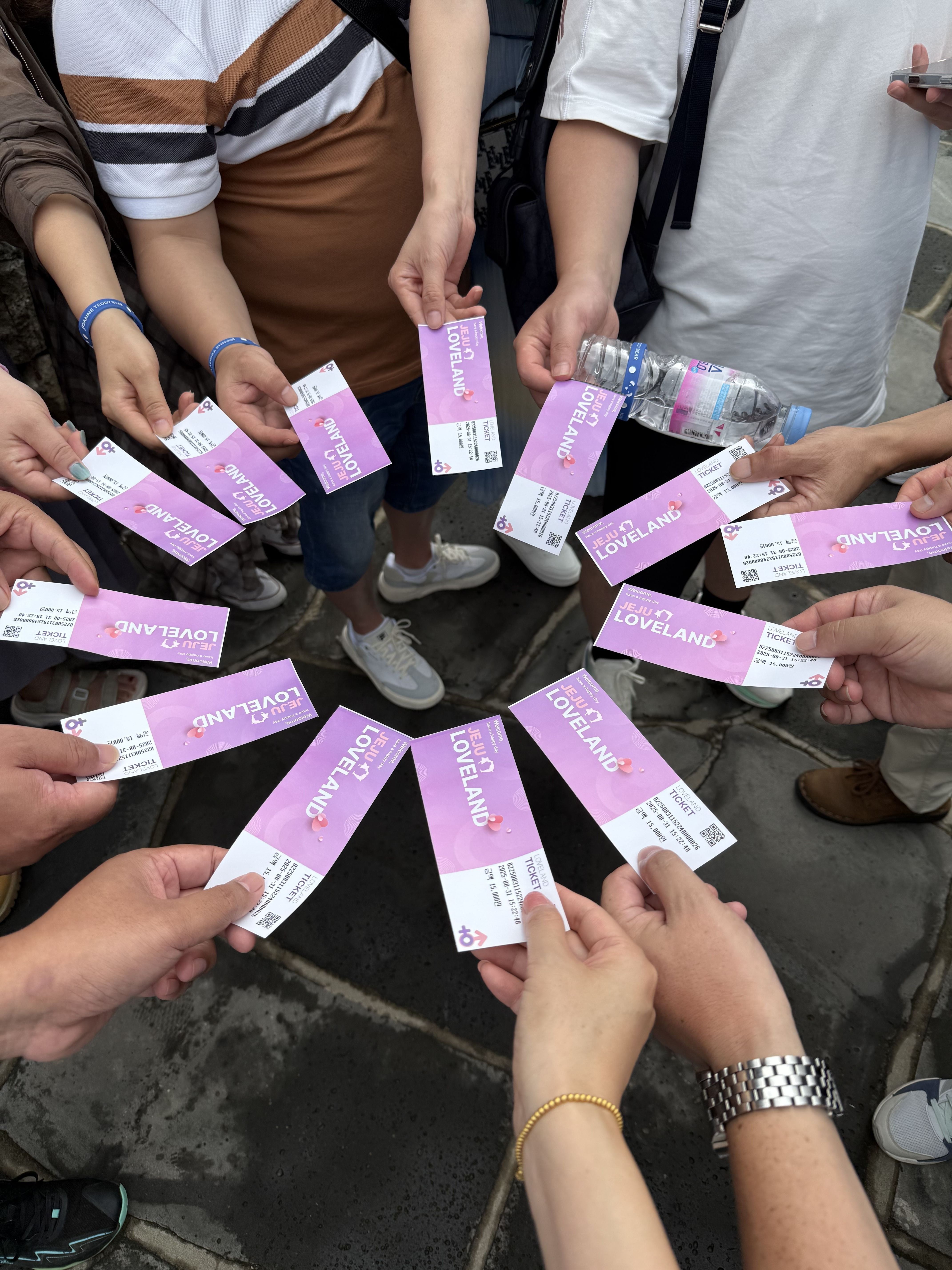 十年相伴,濟(jì)州同行 |2025年 通錦精密老員工七夕韓國(guó)之旅圓滿收官! 十年相伴,濟(jì)州同行 |2025年 通錦精密老員工七夕韓國(guó)之旅圓滿收官!